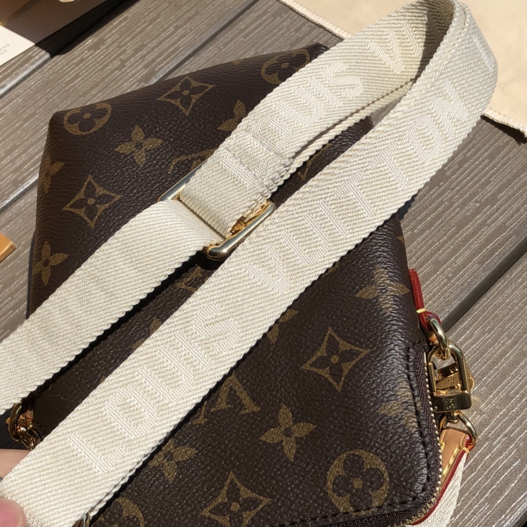 🌼 m80746尺寸：19×16×6cm LV海外渠道资源特供新款手机包❗️Utility Phone 