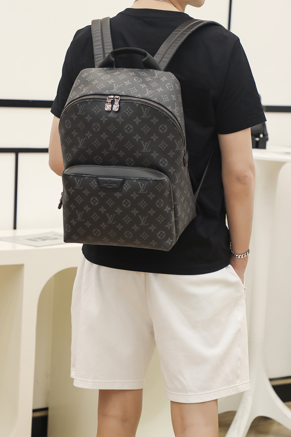 M43186 LV DISCOVERY BACKPACK PM