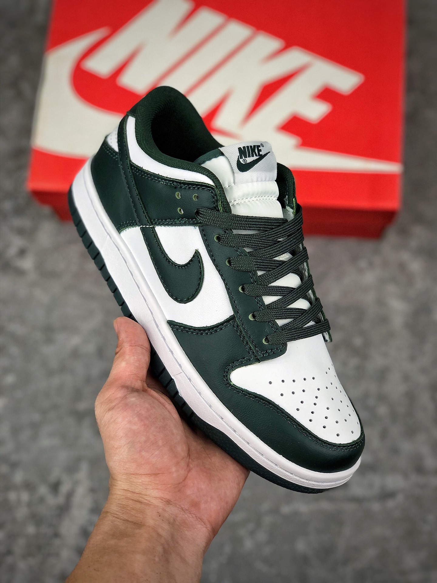  终端放货
Nk SB Dunk Low 