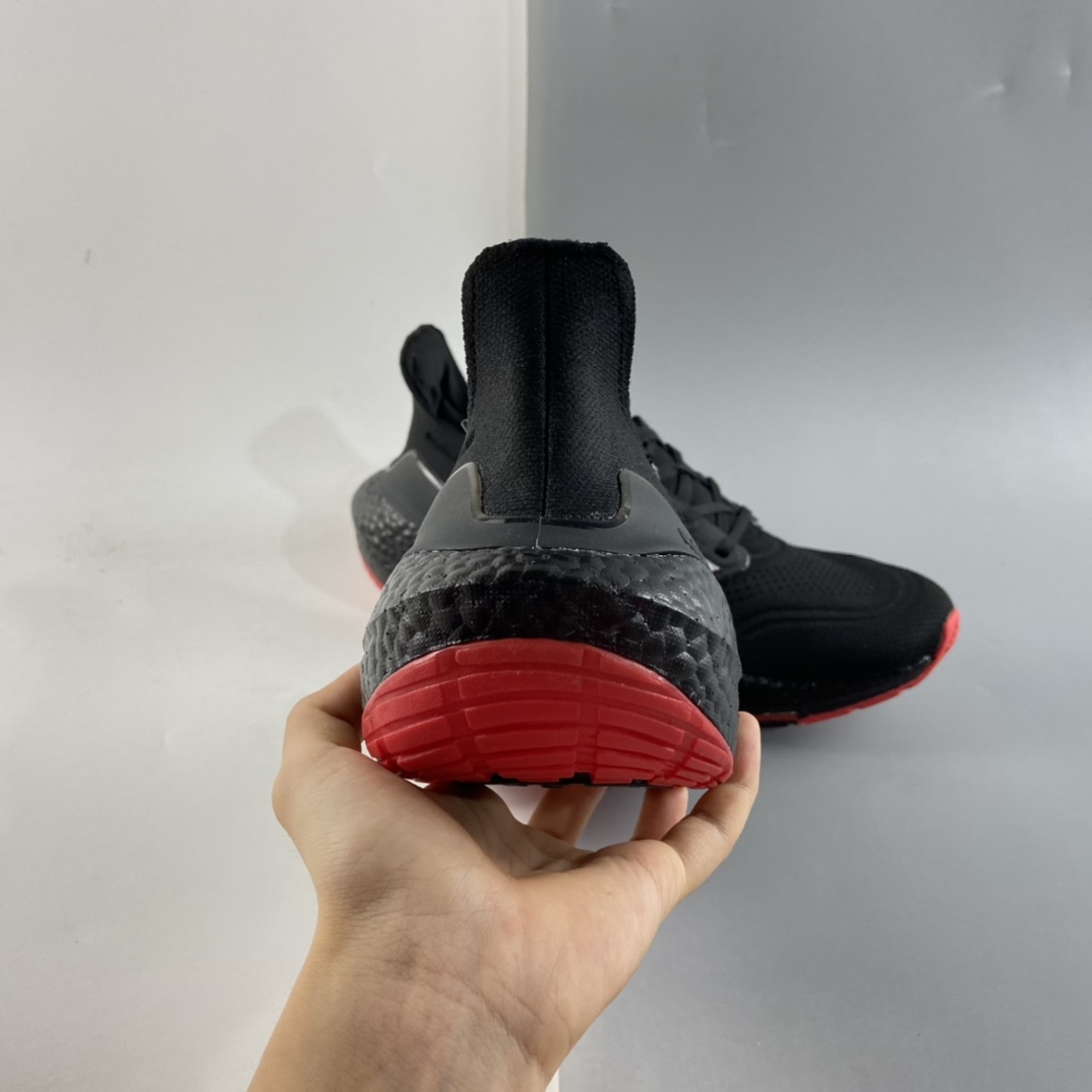 P200  AD UltraBoost 21 加厚爆米花袜套式针织鞋面休闲运动慢跑鞋 GV9716