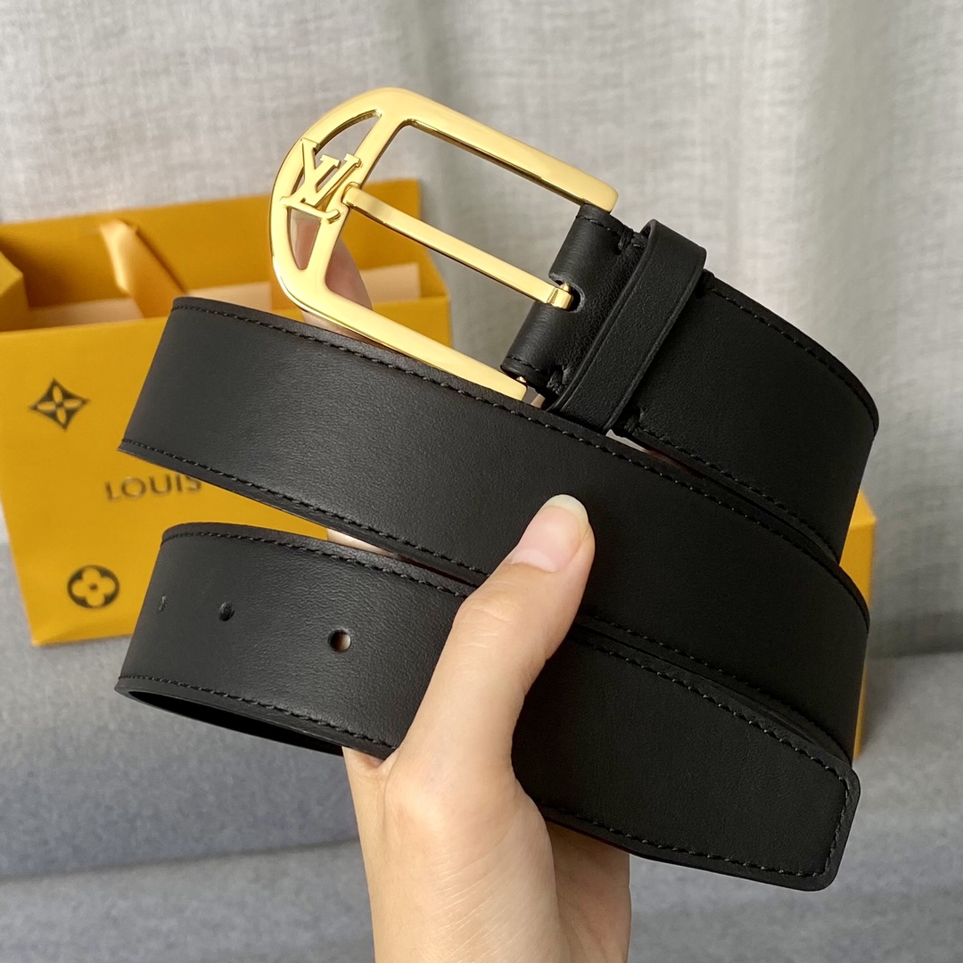 Louis Vuitton Belts Men Calfskin Cowhide