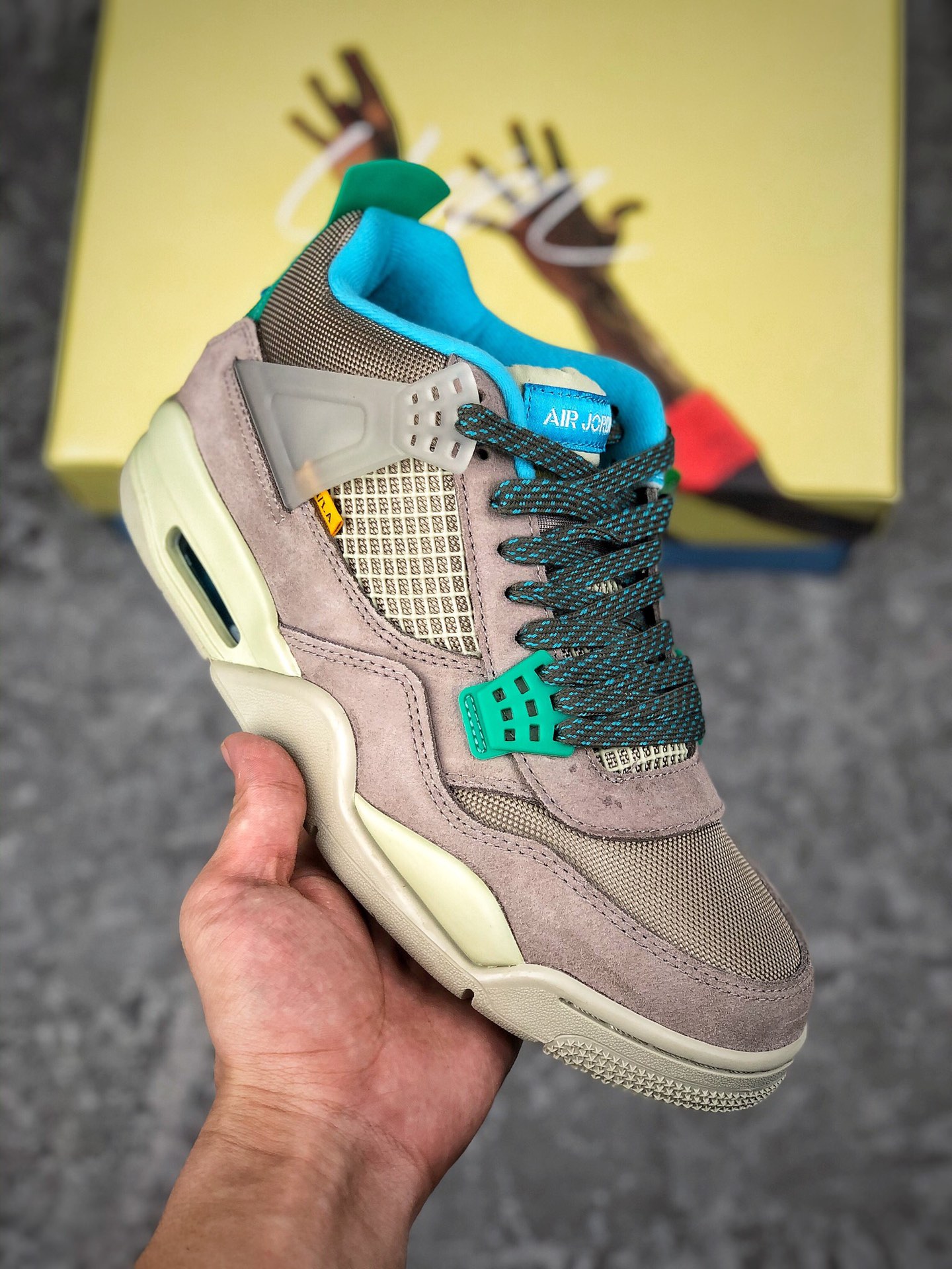  核心放店
Union LA x Air Jordan 4 Retro
