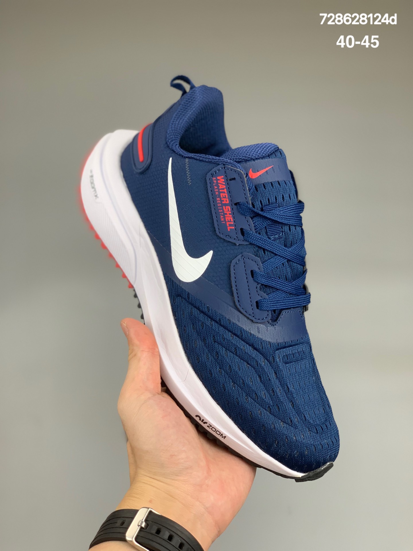 
耐克Nike Zoom STOCK 登月科技跑鞋这双全新造打的顶级跑鞋以 Nike ZoomX 搭配 Nike React 打出造超强组合缓震，再加上半透明缝无网眼的透气鞋面，上脚之后常非轻盈，脚感极为软弹，与搭载 ZoomX 的 4% 相比更适加合业余跑者和日穿常着，外观流线和型醒目的 Swoosh 颜不值俗 
货号：CU1855 100
尺码:40-45
编码:728628124d