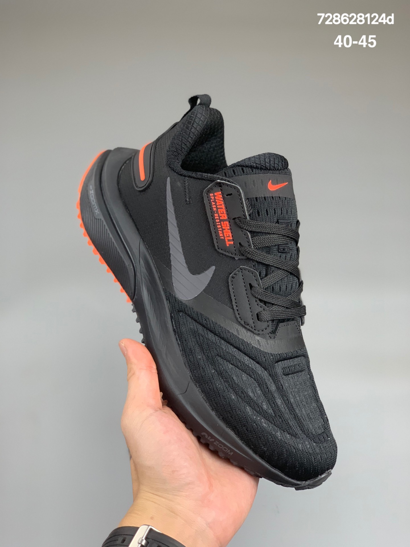 
耐克Nike Zoom STOCK 登月科技跑鞋这双全新造打的顶级跑鞋以 Nike ZoomX 搭配 Nike React 打出造超强组合缓震，再加上半透明缝无网眼的透气鞋面，上脚之后常非轻盈，脚感极为软弹，与搭载 ZoomX 的 4% 相比更适加合业余跑者和日穿常着，外观流线和型醒目的 Swoosh 颜不值俗 
货号：CU1855 100
尺码:40-45
编码:728628124d