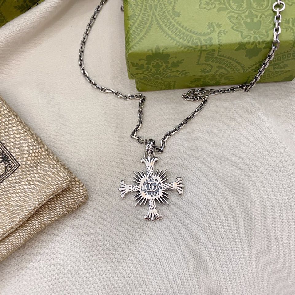 NO:104191,Gucci Gucci 925 sterling silver double g cross necklace size 42cm cross chain, Gucci necklace, gucci, gucci, necklace, pure silver19860909Gucci古驰925纯银双g十字架项链 尺寸42cm十字链,古驰项链,gucci,gucci,necklace,pure silver,Jewelry