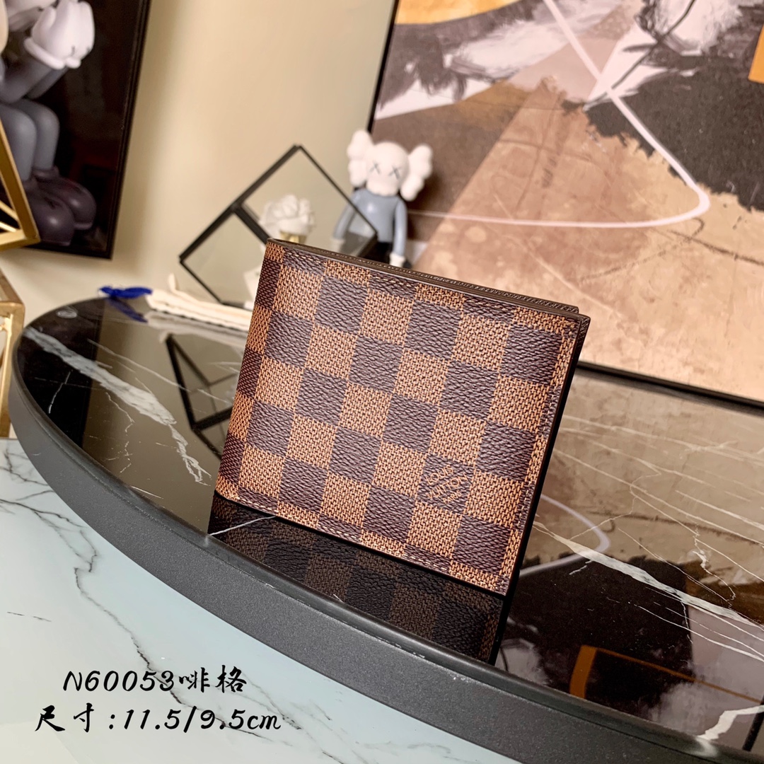 N60053啡格！AMERIGO钱夹此款Amerigo钱夹将不朽的经典风格与极其实用的功能设计集于一体设