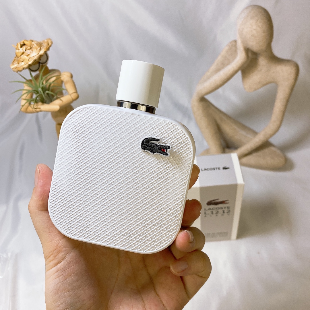 Lacoste L.12.12 Blanc Eau de Parfum for Men - 100ml, Confident and Agile 3 i1627487085 8931 1
