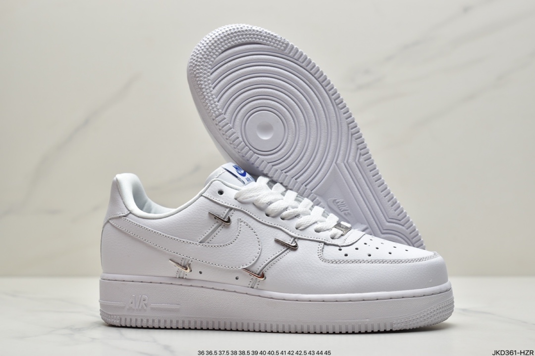 160  耐克Nike Air Force 1  经典空军一号百搭运动板鞋 CT1990-100
