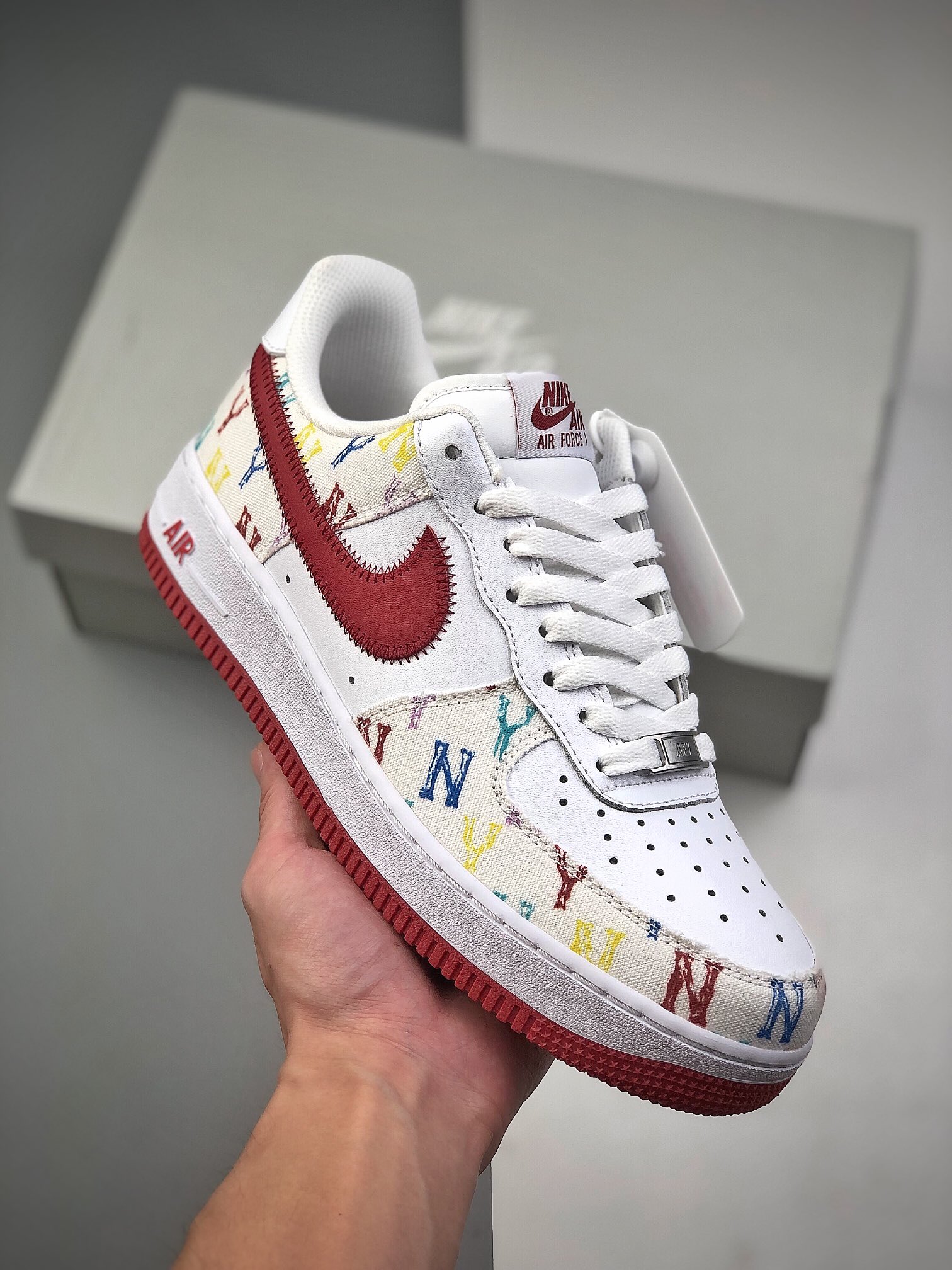 NIKE Air Force 1 Low zapatilla de skate casual de caña baja versátil, amortiguación suave y elástica y diseño de entres…