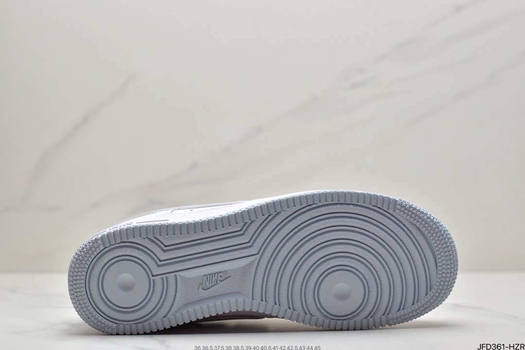 170 耐克Nike Air Force 1’07”White/Moonlight Reflectiv”空军一号经典低帮百搭休闲运动板鞋“皮革白月兰3M天使反光”  AQ2566-201