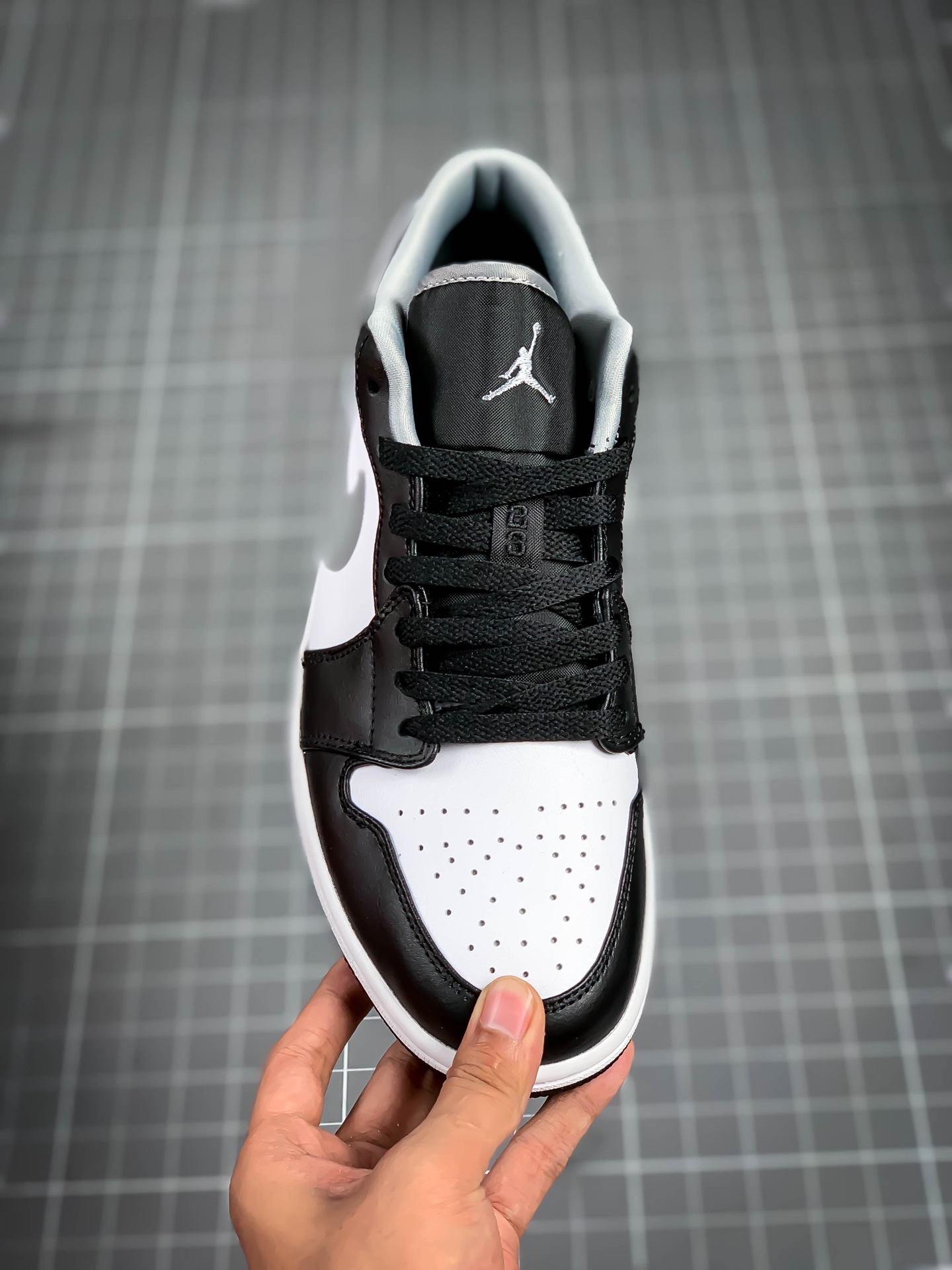 💰140真标💰200公司级💰240纯原版
Air Jordan 1 Low AJ1 （盗图无耻）
耐克 阿迪达斯 三叶草 椰子350 v2 sb dunk 古驰脏脏鞋 麦昆 匡威1970s 万斯 vans 范斯 新百伦 乔丹 air jordan asics亚瑟士 斯凯奇 斐乐 彪马 锐步 mlb fila 鬼冢虎 莆田鞋 板鞋 樱花粉 af1 高帮 纯白 复古 满天星 解构 鞋盾 小麦色 蓝粉 马卡龙 低帮 独角兽 鸳鸯 联名 童鞋 冰淇淋 骨白冰蓝 白蓝 黑色 小白鞋 电玩像素 黑白 涂鸦 镭射 雾霾 白色 diy 1970s 夜光 大童 泼墨 中帮 黑武士 洛克公园 魔术贴 情侣 经典 四钩 奶咖色 刮刮乐 白丝绸 白银 3m 反光 白绿夜光 白橙双钩 小雏菊 权志龙 白绿橙 off white 飞线 金钩 冰块 小银钩 笑脸 缝线 剪纸 纯黑 蓝丝绸 情人节限定 白金 蓝白 354 黑曜石 熊猫 像素 冰蓝 四小勾 水晶底 寿桃 洞洞鞋 彩虹像素 灰色 air force 1 黑色 拖鞋 aj4 aj35 aj11 篮球鞋 莆田 aj3 aj6 aj13 aj7 童鞋 儿童鞋 aj312 aj36 黑白奥利奥 传奇蓝 aj32 限量版 飞人拖鞋 康扣 熊猫 北卡蓝 low 白水泥 藤原浩 aj34郭艾伦 影子灰 蒂芙尼绿 aj10 倒钩 aj9 冰雪奇缘 黑曜石 aj31 aj270 球鞋 大魔王 冰激凌 樱木花道 热熔岩 迪奥联名 胭脂红 凉鞋 aj15 满天星 水泥灰 芝加哥 鸳鸯 aj28 情侣 aj28 樱花粉 电玩像素 北卡蓝 小迪奥 粉色 樱花粉 电玩像素 烟灰 变色龙 兵马俑 大巴黎 aj16 兔八哥 马卡龙 大学蓝 aj30 黑水泥 白蛇 叶绿素 火影 白水泥 情人节限定 粉蛇 黑红 球鞋gtcut kobe球鞋 zoom kobe 500黑武士 2022r nike星空 gt球鞋 zoom跑鞋 纽巴伦990 nikecourt女鞋 zoom aj1 nb827 斐乐hike nike青花瓷 aj镭射 科6 next跑鞋 宇航员2.0 小白鞋 男鞋 运动鞋 斯凯奇 斐乐 板鞋 aj 彪马 新百伦 亚瑟士 new balance adidas 阿迪达斯 篮球鞋 空军一号 纯白 跑步鞋 vision street wear puma 女运动休闲鞋 nb 情侣鞋 球鞋 dunk 美津浓 欧文7 运动鞋女款跑步鞋 休闲男鞋 aj1 拖鞋 耐克鞋男新款 鞋子 童鞋 男款 飞马 zoom 超级飞马 跑鞋 老爹鞋 air max 儿童鞋子 男士 飞马38 m2k 日落 黑白熊猫 女款 飞马39 男款 阿甘鞋 飞马37 夏季 dunk sb 华夫鞋 凉鞋 开拓者 夏款 毛毛虫 气垫 air zoom 休闲鞋 高帮 帆布鞋 sacai 2022 vapormax 赤足 飞马36 af1 紫葡萄 树莓紫 winflo8 court女鞋 网鞋 zoom 破二 dc0774 拖鞋 superfly 子弹头 dunk黑白熊猫 blazer max270 欧文7 小童鞋 阿尔法 欧文8 登月 星空 莆田 黑武士 airmax97 贝壳头 三叶草 boost forum 椰子鞋 yeezy neo 暗夜精灵 金标 椰子 350 v2 ultraboost 清风 阿尔法 涉水鞋 ub21 ub22 forum84 ub nmd 爆米花 pro2 cut supernova x9000 椰子500 小椰子 forum low 史密斯 椰子700 樱花系列女鞋 新百伦530 327 574 5740 满天星 992 550 990 303 nb2002ra 302 元祖灰 993 990v5 nb300 ms327 580 999 nb327新百伦 新百伦878 nb300 5740奶茶色 m5740nb5740 997 608 452 nbms327 992元祖灰 996 880 低帮 倒钩 aj1 low 北卡蓝 黑曜石 倒钩藤原浩鞋 芝加哥 禁穿 小迪奥aj1 aj1大学蓝 樱花粉 烟灰 闪电倒钩 mid 影子灰 白丝绸 黑红脚趾 黑红 马卡龙 小dior 蒂芙尼绿 黑脚趾 小摩卡 蜘蛛侠 兔八哥 莆田纯原 纯白 中帮 黑粉脚趾 鸳鸯 low摩卡棕 扣碎 倒钩低帮 小闪电 凯尔特人 芝加哥ow联名 灰白 红豆奶茶 叛逆 换底 扣碎篮板 摩卡棕 迪奥联名鞋 皇家蓝 低帮女鞋倒钩白棕 泡泡糖 黑粉脚趾 北卡蓝低帮 黑绿脚趾 影子灰 蒂芙尼绿 黑脚趾 浆果粉 扣碎篮板 鸳鸯 冰淇淋 白丝绸 激光蓝 offwhite联名 黑粉脚趾 蓝 水洗丹宁 情人节 午夜蓝 凯尔特人 泡泡糖 男鞋 女鞋 夏季 儿童 拖鞋 小众鞋 篮球鞋 凉鞋 运动鞋 跑步鞋 童鞋 板鞋 日落 足球鞋 小白鞋 跑鞋 老爹鞋 zoom 超级飞马 36 37 38 sb dunk 鞋子 新款 m2k air max 薄款 赤足5.0 星空 登月 vapormax 超轻 网鞋 气垫鞋 阿甘鞋 休闲鞋 47 blazer 高帮 樱花粉 free vaporfly 情侣 子弹头 华夫鞋 欧文7 lebron18 joyride fly3 max270 杜兰特5 毛毛虫 黑武士 限量版 忍者 马拉松 winflo7 kyrie7 ep 莆田鞋 板鞋 樱花粉 af1 高帮 纯白 复古 满天星 解构 鞋盾 小麦色 蓝粉 马卡龙 低帮 独角兽 鸳鸯 联名 童鞋 冰淇淋 骨白冰蓝 白蓝 黑色 小白鞋 电玩像素 黑白 涂鸦 镭射 雾霾 白色 diy 夜光 大童 泼墨 中帮 黑武士 洛克公园 魔术贴 情侣 经典 四钩 奶咖色 刮刮乐 白丝绸 白银 3m 反光 白绿夜光 白橙双钩 小雏菊 权志龙 白绿橙 off white 飞线 金钩 冰块 小银钩 笑脸 缝线 剪纸 纯黑 蓝丝绸 情人节限定 白金 蓝白 354 黑曜石 熊猫 像素 冰蓝 四小勾 水晶底 寿桃 洞洞鞋 彩虹像素 灰色 air force 1 黑色 拖鞋 aj4 aj35 aj11 篮球鞋 莆田 aj3 aj6 aj13 aj7 童鞋 儿童鞋 aj312 aj36 黑白奥利奥 德训 aj32 限量版 飞人拖鞋 康扣 熊猫 北卡蓝 low 白水泥 藤原浩 aj34郭艾伦 影子灰 aj10 倒钩 aj9 冰雪奇缘 黑曜石 aj31 aj270 球鞋 samba gazelle
