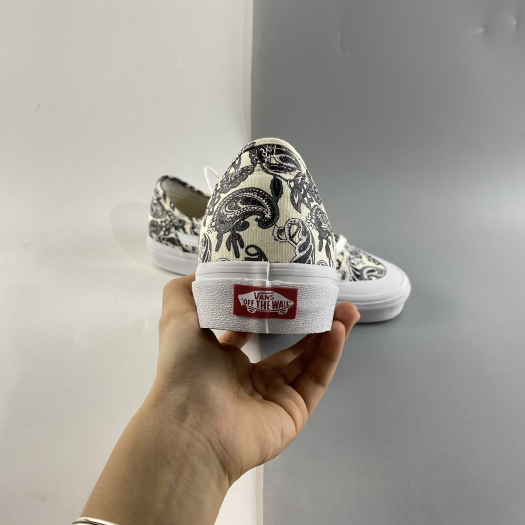 P150  Vans Style 36 范斯青花瓷黑白百搭硫化帆布休闲运动男女板鞋VN0A5HFF685