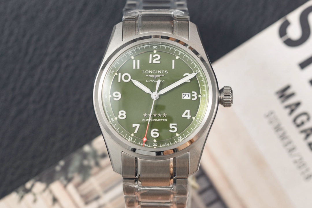 NO:143235,Longines Pioneer Series L3.820.4.73.6 watch super copy is on the market. Longines' latest Pioneer Five Star Admiral and traditional famous craftsmen have now become Longine's best-selling products. Exclusive authentic disassembly surveying and mapping on the entire network, and all precision accessories can be perfectly exchanged with the genuine products. The highest version of the market, 42mm in synchronization counter, uses the authentic and consistent original Swiss ETA2892 movement, and specially launched ETA version, modified and grinding version, two versions. After several sets of molds, the dial digital studs that are independent molding and the original version, Swiss C3 super long-term luminescence, double-sided blue-coated sapphire glass mirror, 10 bar waterproof depth, French head calf leather, stainless steel bracelet, and the original leather case and three-code in one card are included with the watch., longines, cowhide19860909浪琴先行者系列L3.820.4.73.6腕表超级副本上市,浪琴最新的先行者五星上将与传统的名匠目前已成为浪琴最畅销的产品.全网独家正品拆解测绘,所有精据配件均可与正品完美通用互换.市场最高版本,同步专柜42mm,采用正品一致的原装瑞士ETA2892机芯,特推出ETA版本,改精磨版,二种版本.历经几套模具独立开模与原版一致的表盘数字字钉,瑞士C3超强长效夜光,双面镀蓝膜蓝宝石玻璃镜面,10巴防水深度,法国头层小牛皮,精钢表链,,随表附送原版皮套与三码合一卡片.,,longines,cowhide,Watch