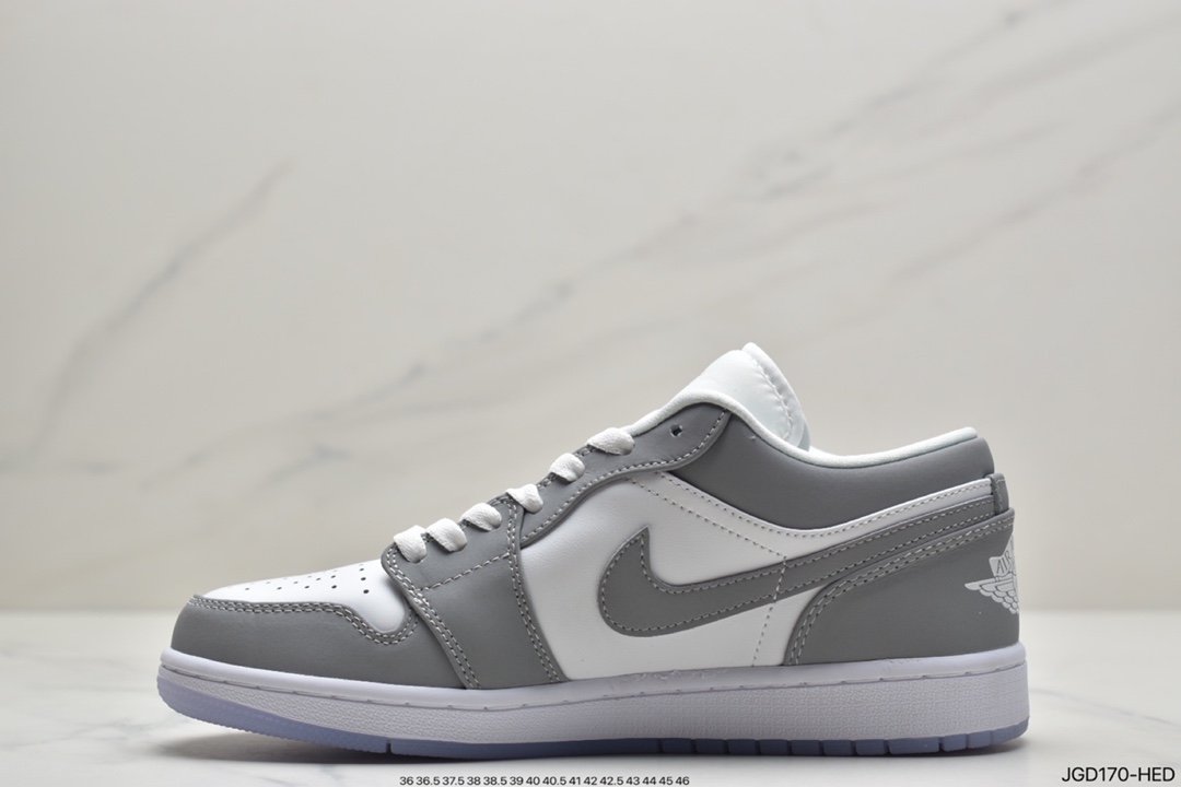 180 Nike Wmns Air Jordan 1 Low”Wmns Air Jordan 1 Low”White Wolf Grey”AJ1乔丹休闲运动篮球鞋“灰白烟灰雾霾小迪奥”DC0774-105