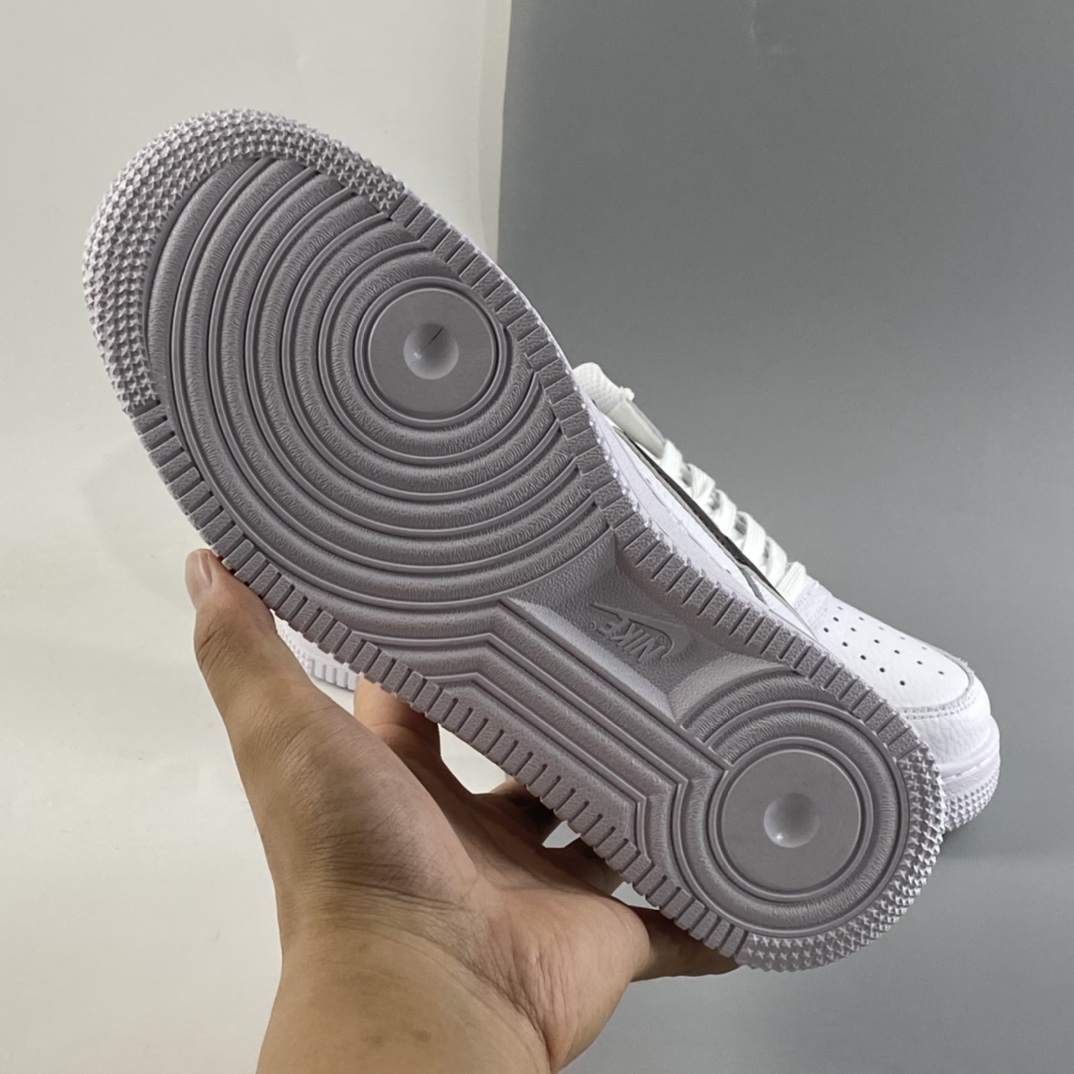 P200  NIKE Air Force 1 Low 空军一号低帮休闲板鞋 DJ6889-100