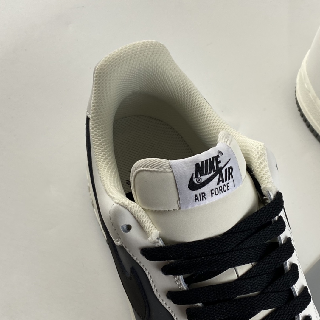 P220  NIKE Air Force 1 Low 空军一号低帮休闲板鞋 CL2026-113