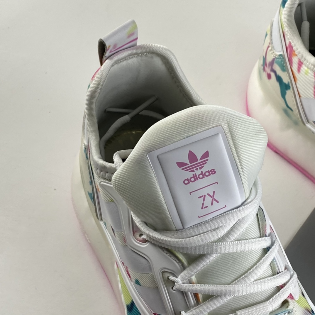 P220  Ad ZX 2K Boost 网纱针织呼吸面套脚休闲运动慢跑鞋 GX5405