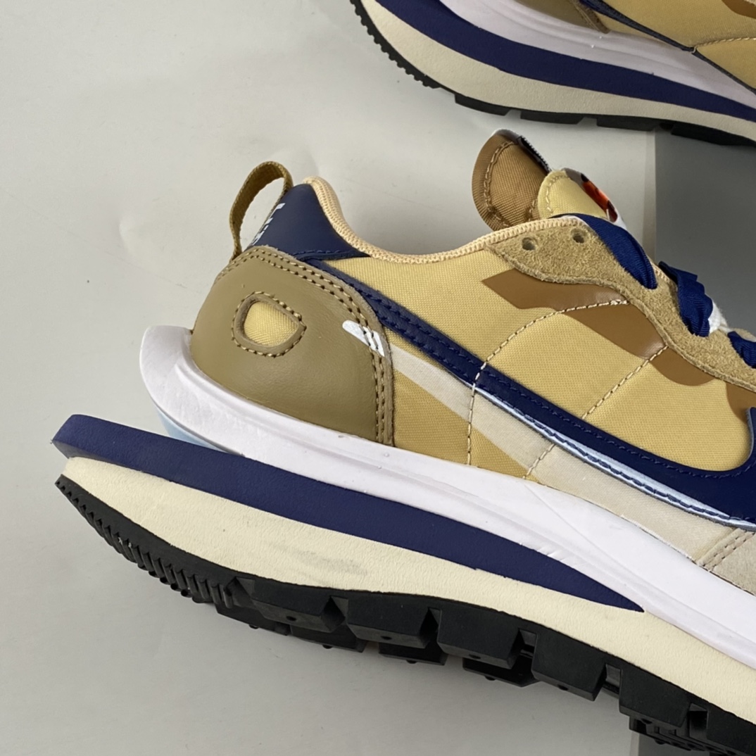 P280 日式解构美学联名Sacai x Nike Pegasus Vaporfly SP 大重叠双钩子慢跑鞋 DD1875-200