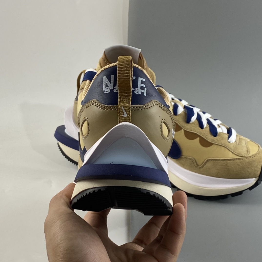 P280 日式解构美学联名Sacai x Nike Pegasus Vaporfly SP 大重叠双钩子慢跑鞋 DD1875-200