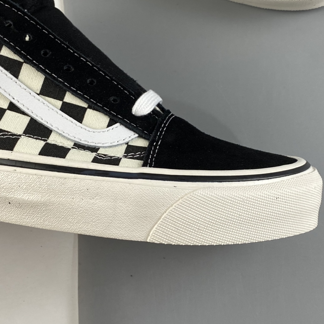 P140  VANS Old Skool 安纳海姆亮油版休闲滑板鞋  棋盘格 VN0A38G2OAK