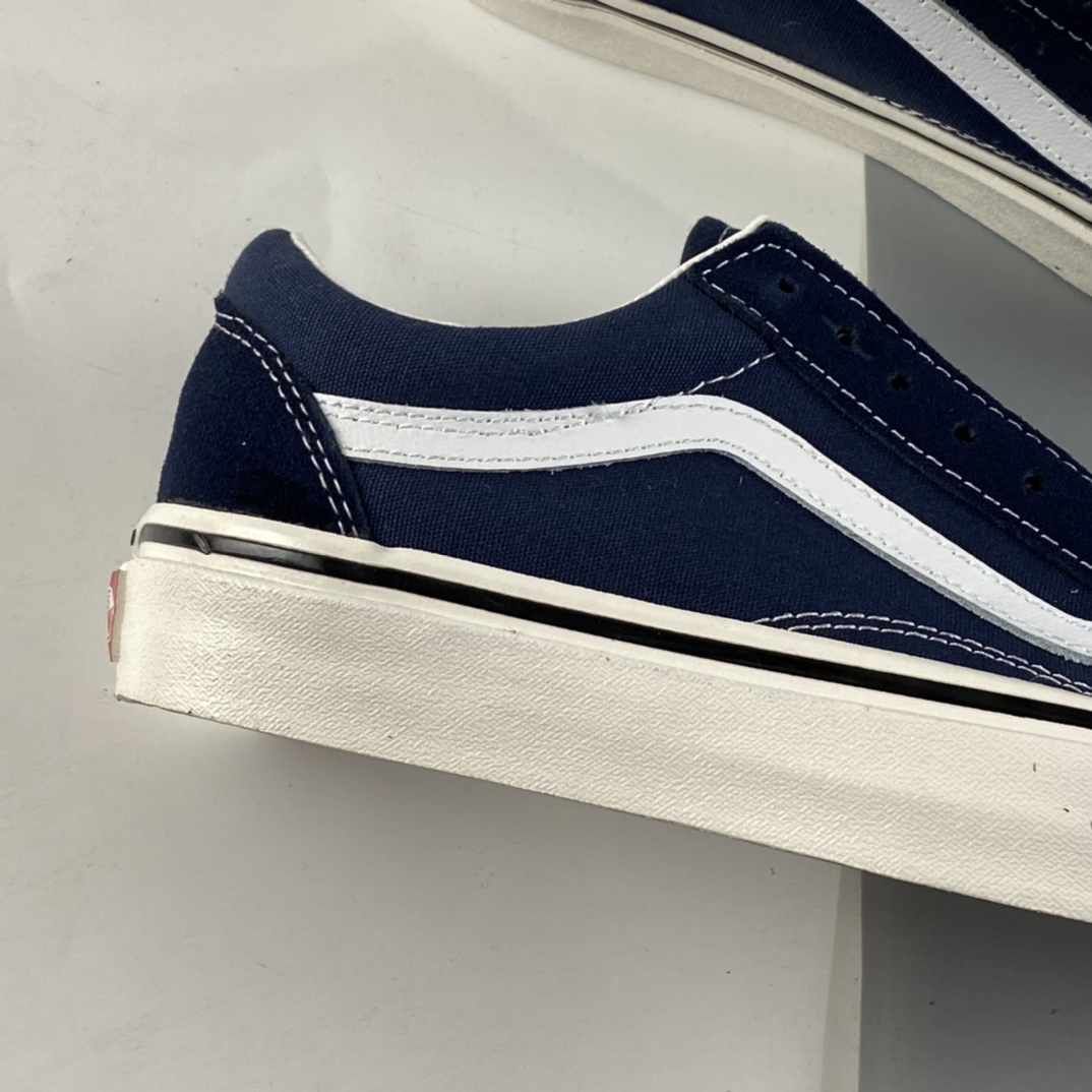 P140  VANS Old Skool 安纳海姆亮油版休闲滑板鞋 夜蓝色 VN0A38G2PXC