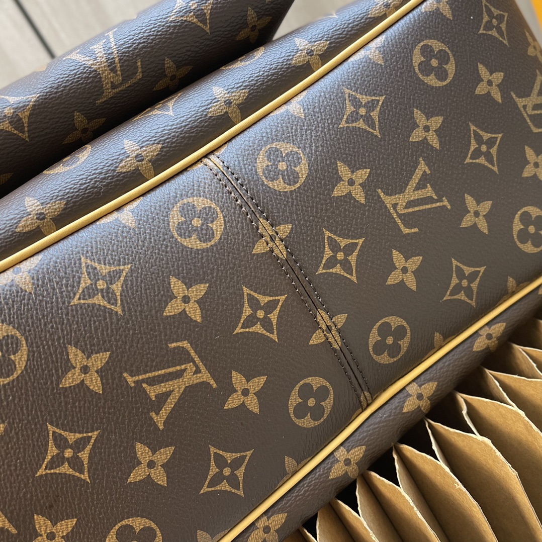 Louis Vuitton Haute Couture Classic Luxury Handbag Shoulder Crossbody 5