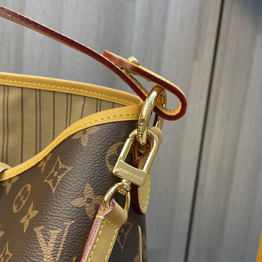 Louis Vuitton Haute Couture Classic Luxury Handbag Shoulder Crossbody 7