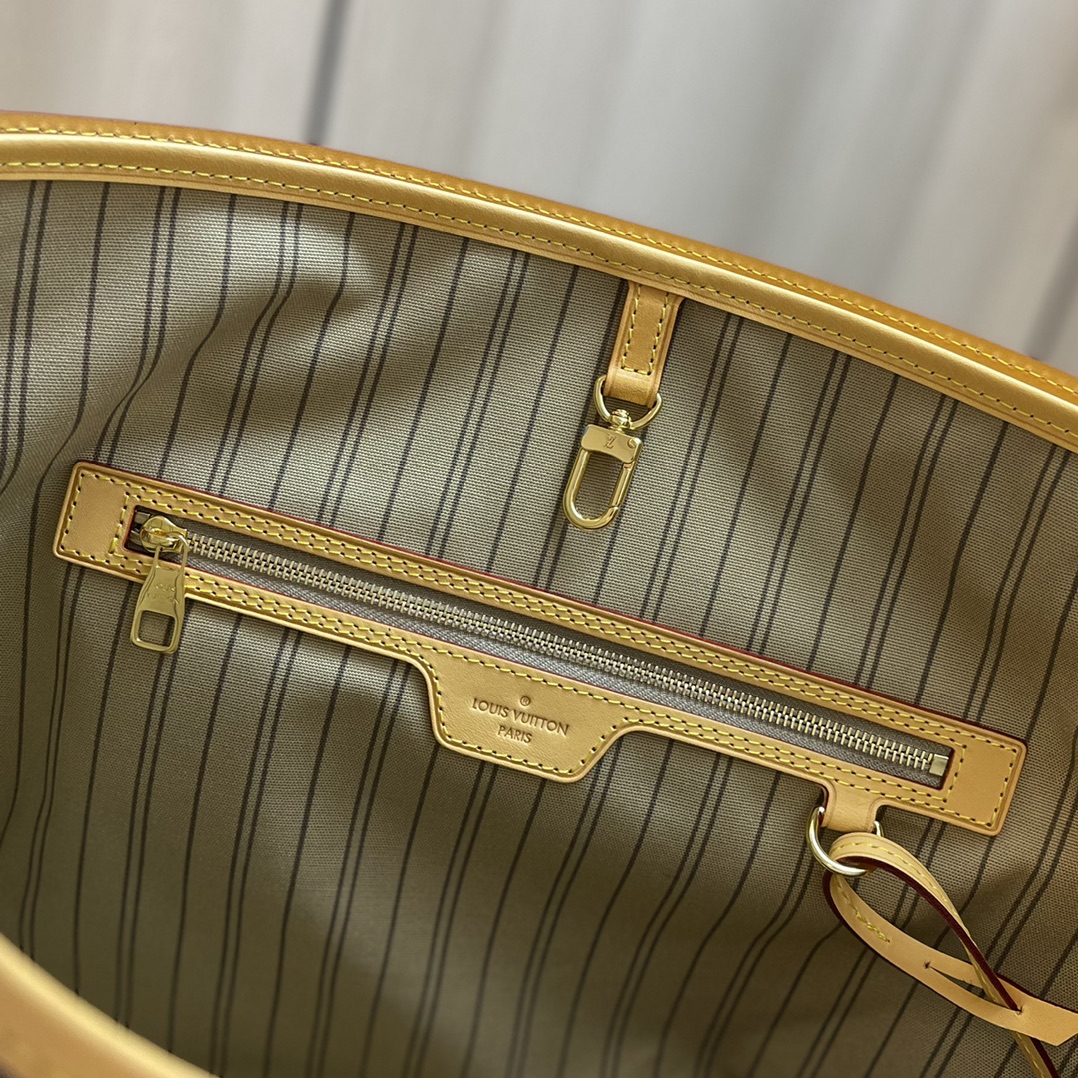 Louis Vuitton Haute Couture Classic Luxury Handbag Shoulder Crossbody 9