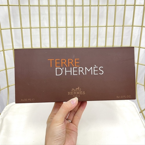 Hermes Terre D'Hermes Perfume 4-Piece Set - A Captivating Fragrance 1 Hermes Terre D'Hermes Perfume 4-Piece Set - A Captivating Fragrance
