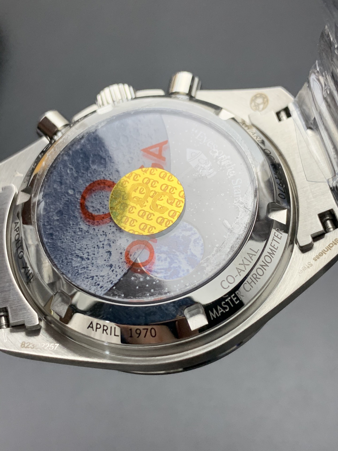 Omega OM 超霸史努比