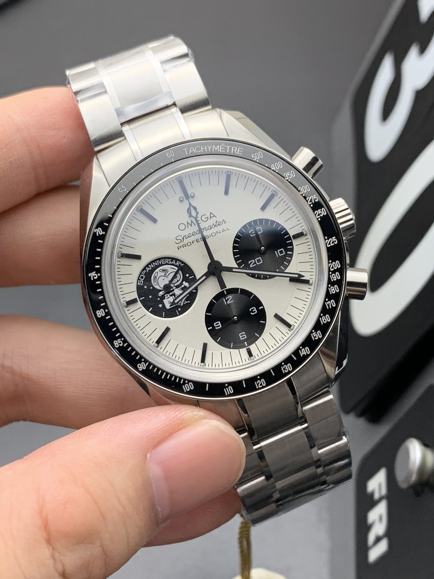Omega OM 超霸史努比