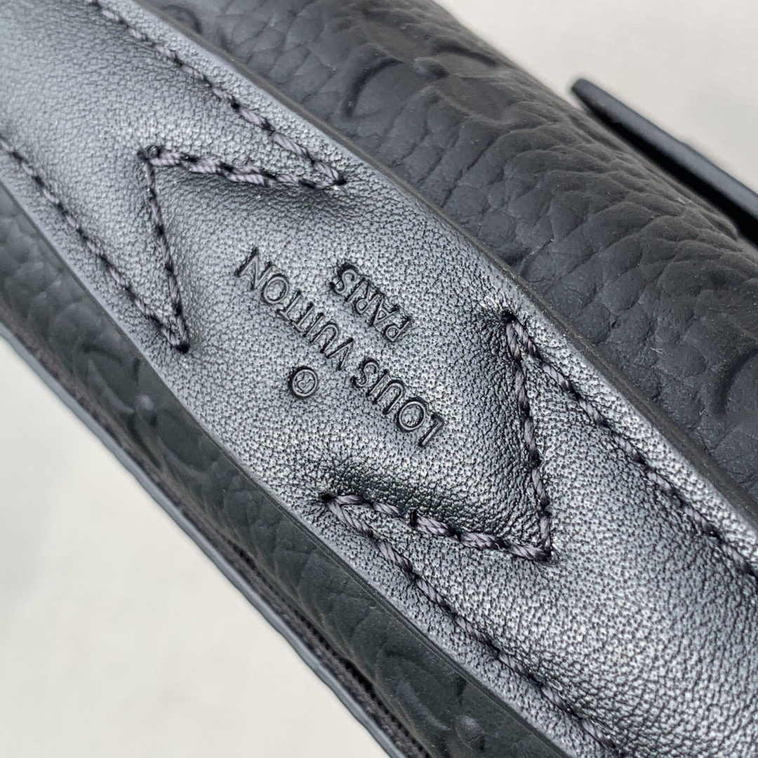 Louis Vuitton S LOCK SLING BAG M58487 (TOP QUALITY 1:1