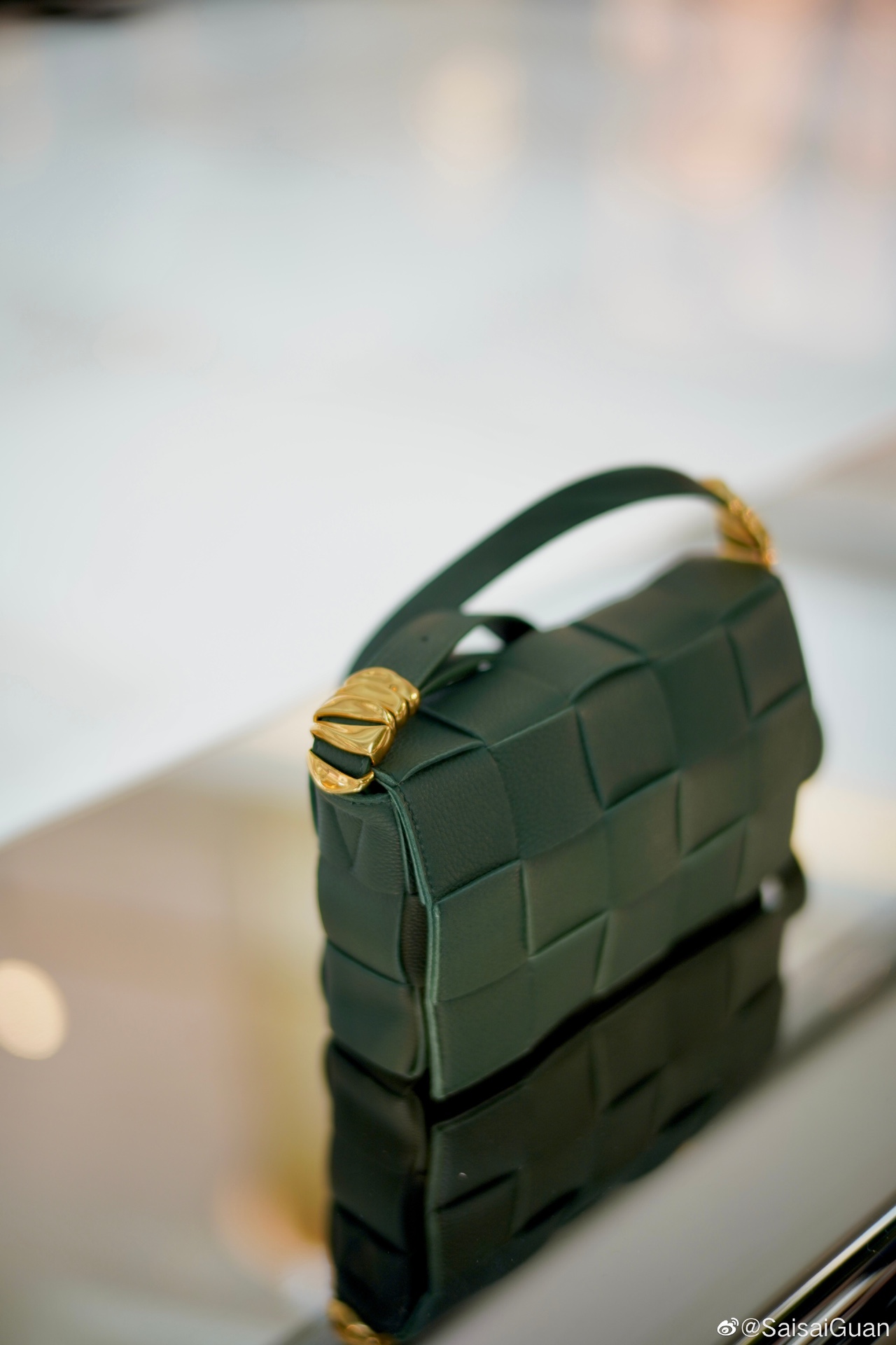 Bottega Veneta CASSETTE 23CM BAG 666870雨树绿