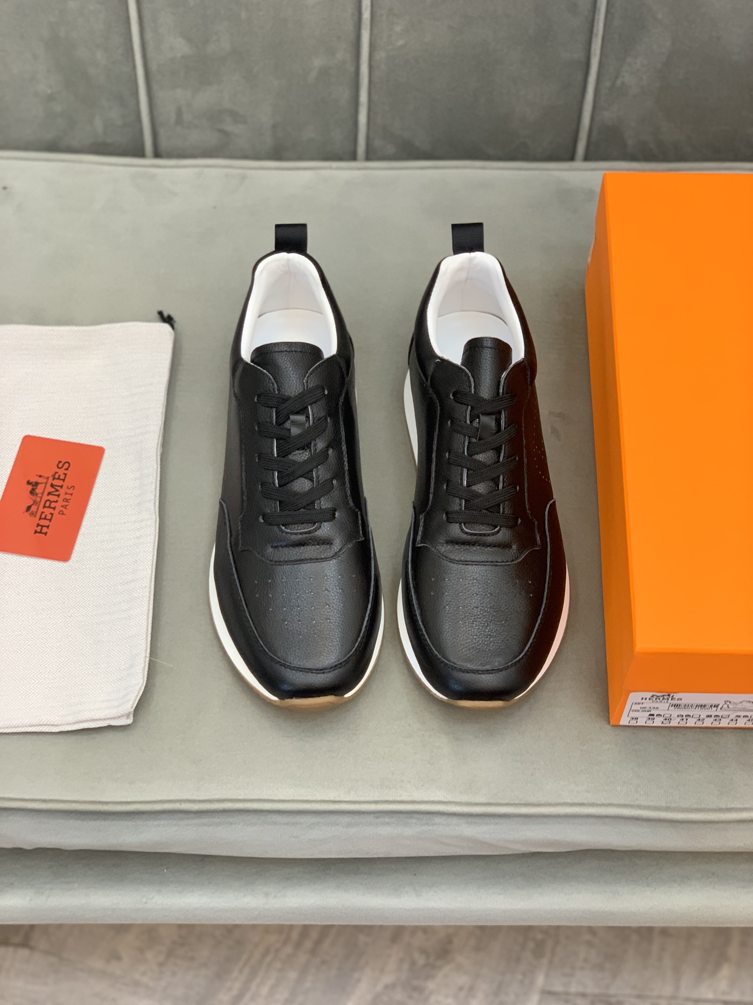 Hermes Shoes Sneakers Cowhide Sheepskin Low Tops