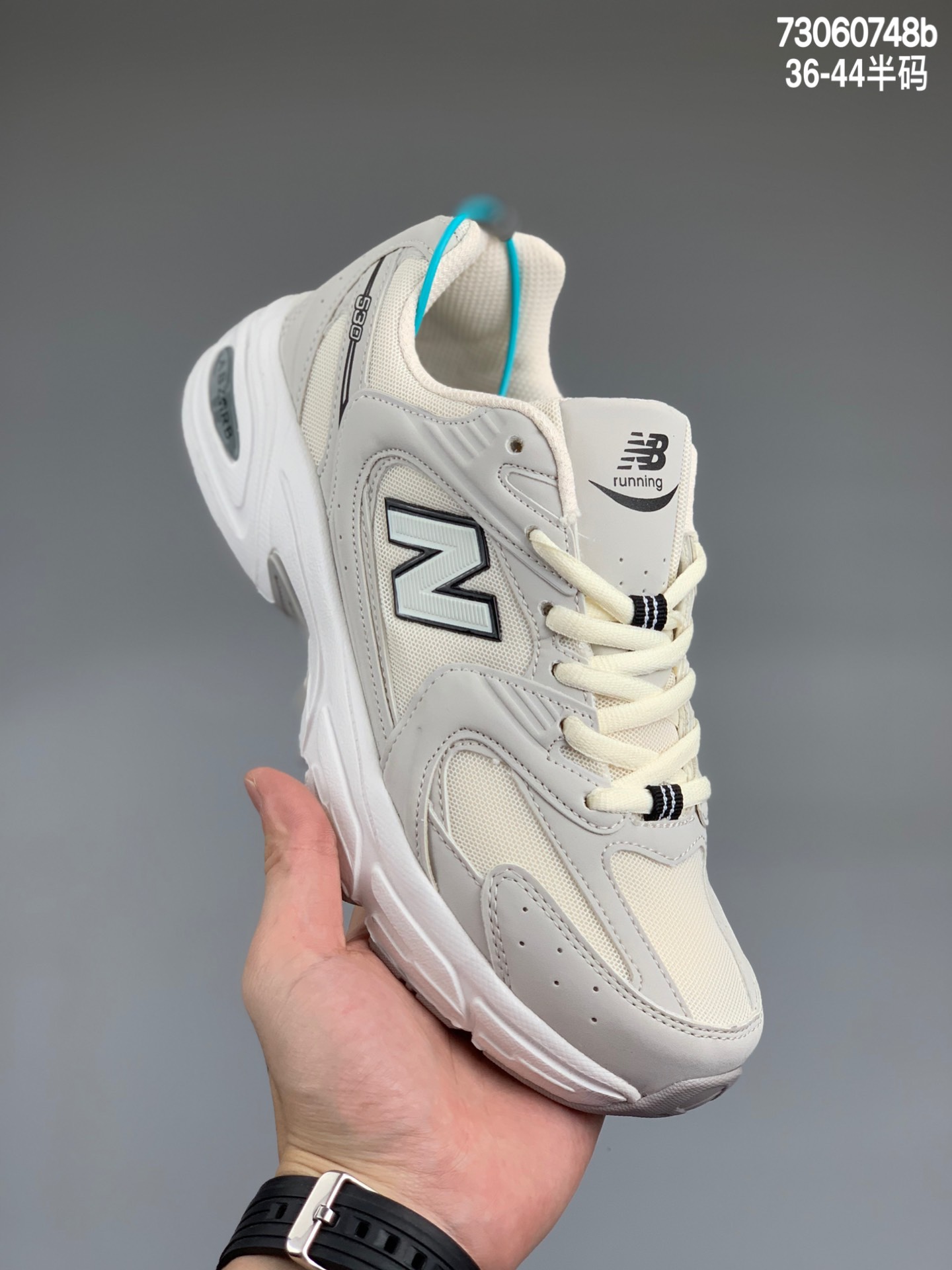 
小红书爆款新配色#New Balance NB530 复古休闲慢跑鞋 采用原厂材料和胶水质感无敌SWSIZE：36 36.5 37 37.5 38 38.5 39 40 40.5 41.5 42 42.5 43 44
编码：73060748b