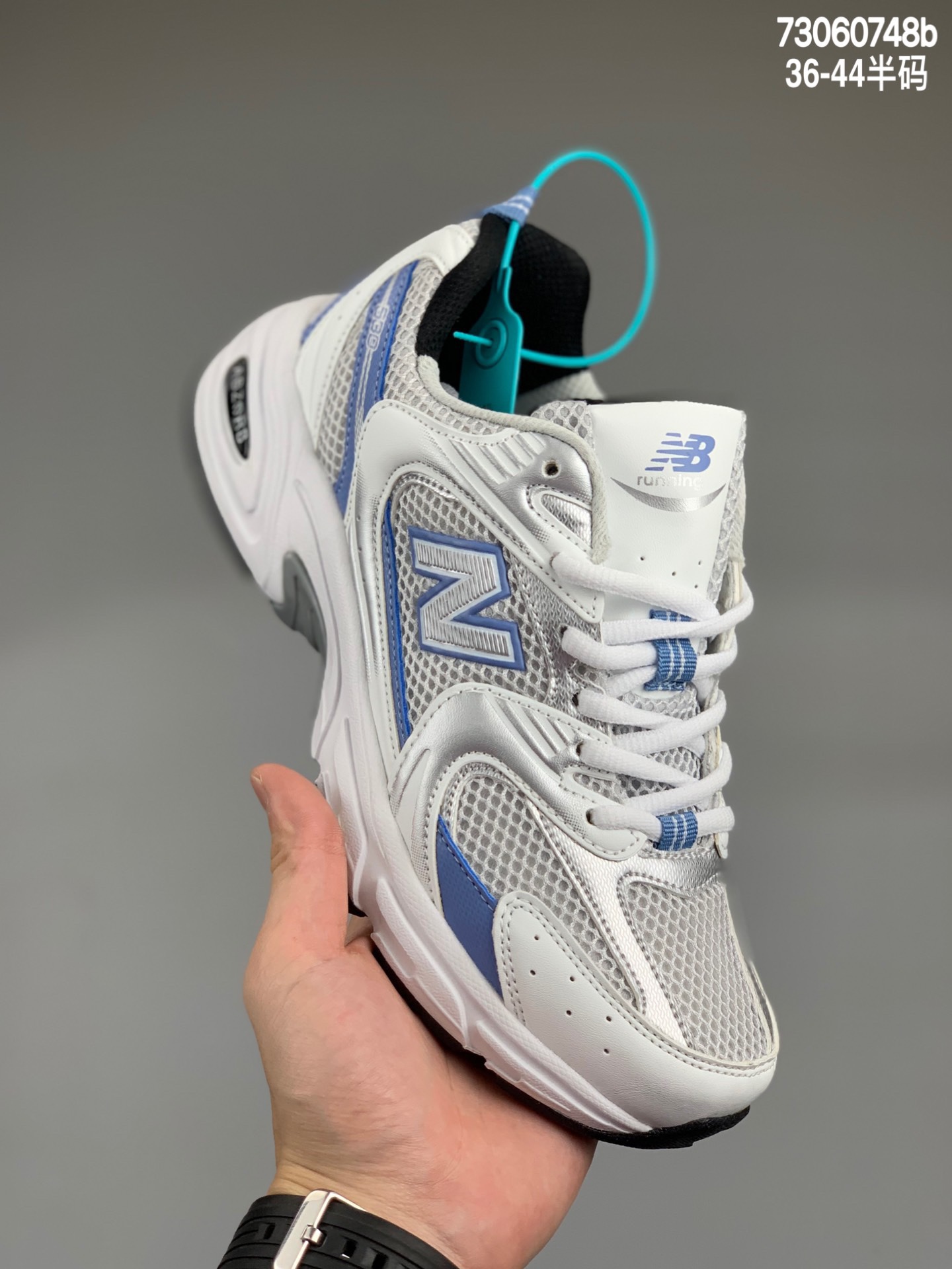 
小红书爆款新配色#New Balance NB530 复古休闲慢跑鞋 采用原厂材料和胶水质感无敌SWSIZE：36 36.5 37 37.5 38 38.5 39 40 40.5 41.5 42 42.5 43 44
编码：73060748b