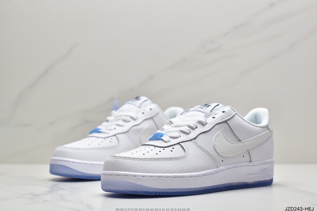 140 Nike Wmns Air Force 1 ’07 Low”UV White/University Blue Pack”空军一号经典低帮百搭休闲运动板鞋DA8301-100