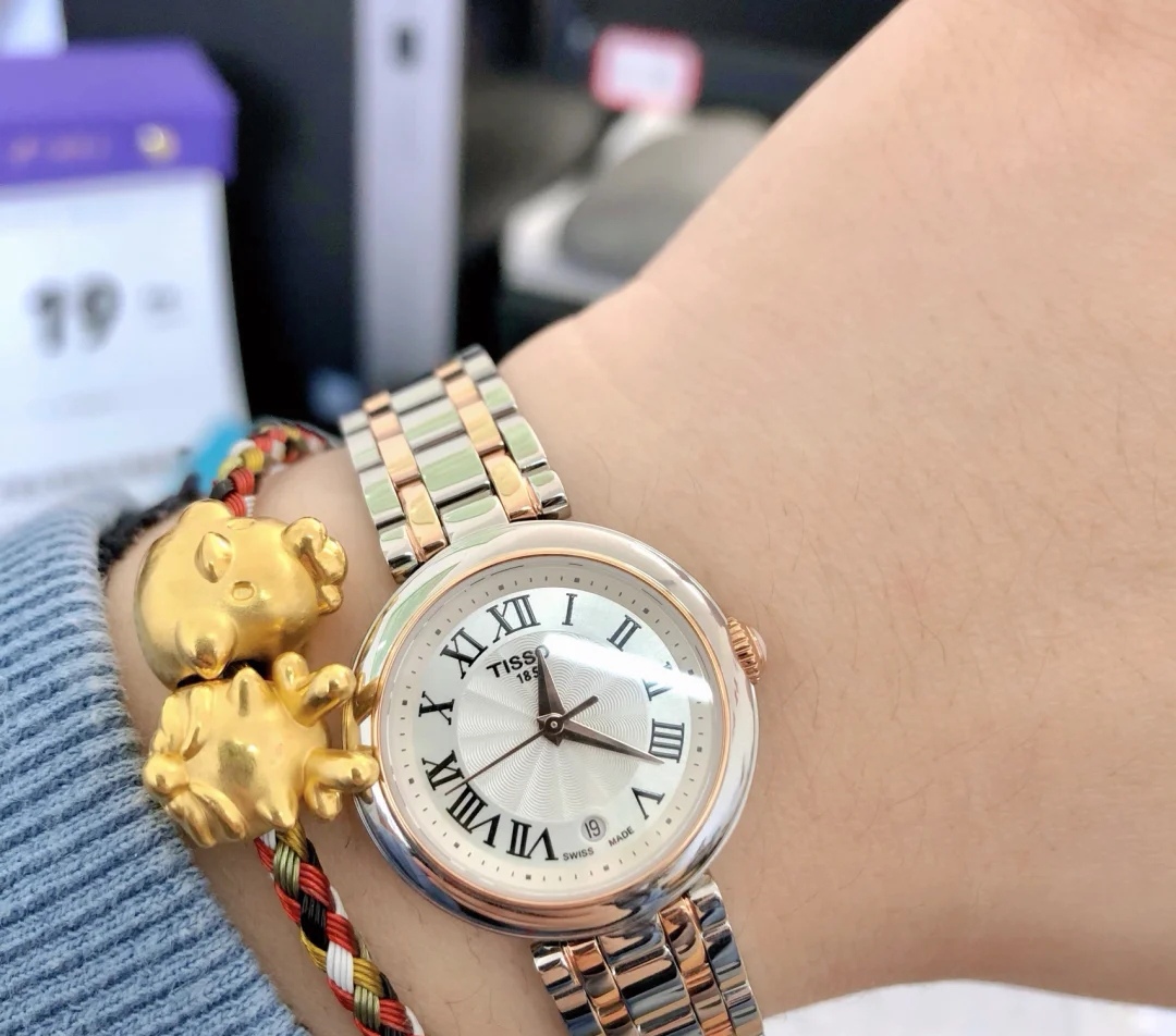 TISSOT Carly Series: Elegant Women’s Wristwatches for Urban Professionals - 图片 8