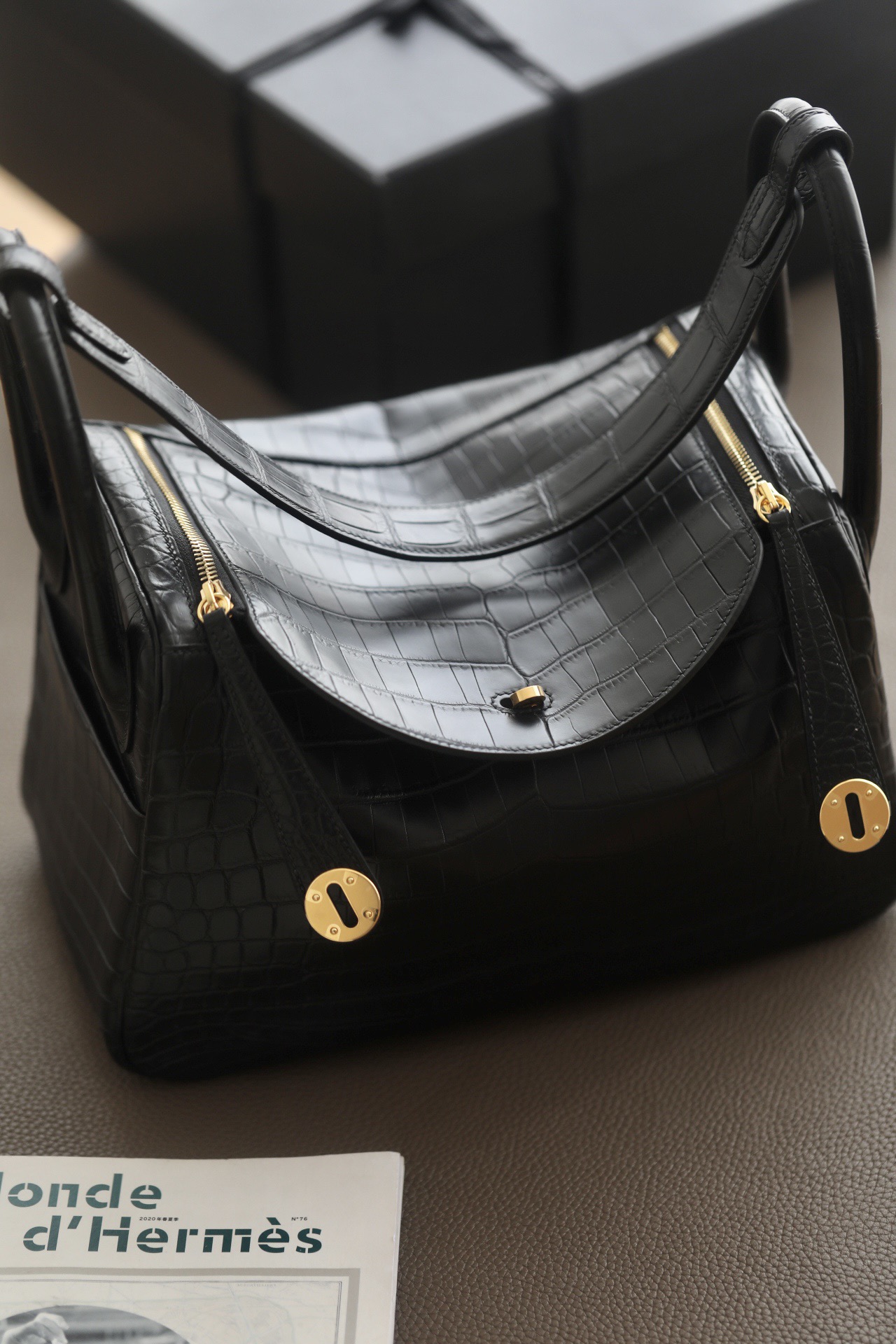 Hermes Lindy Handbags Crossbody & Shoulder Bags Black Cowhide LD3003000