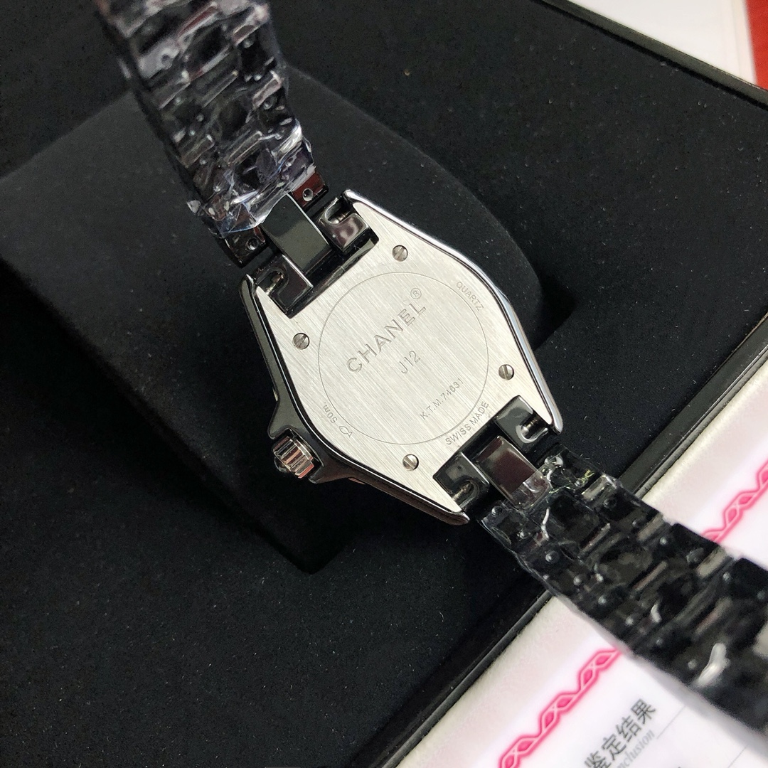 Chanel J12 Series: Luxury Swiss Watch with High-Tech Ceramics and Diamonds - 图片 7