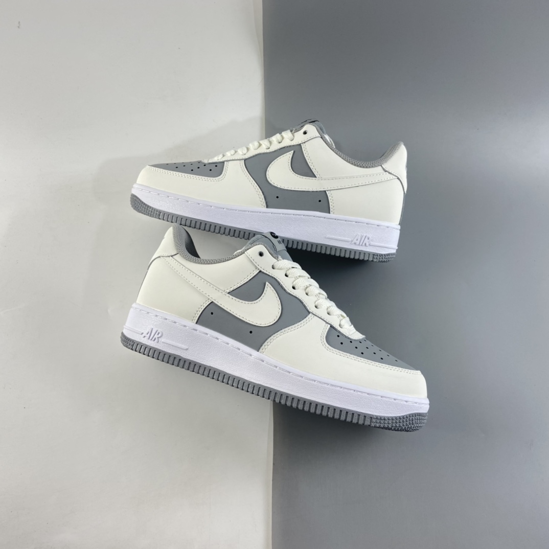 P220  NIKE Air Force 1 Low 空军一号低帮休闲板鞋 BV6088-301