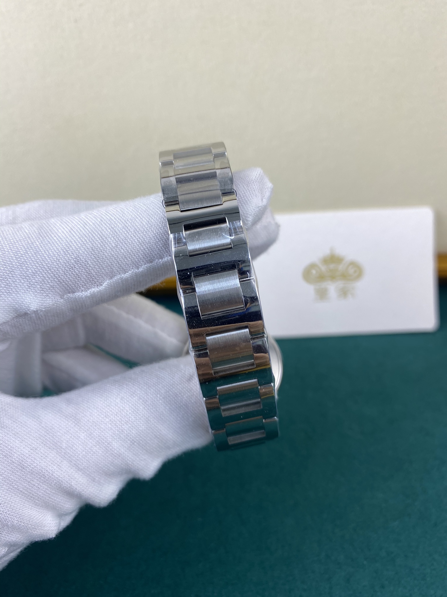 Cartier 皇家 卡地亚蓝气球28mm光面洁白，手细适合