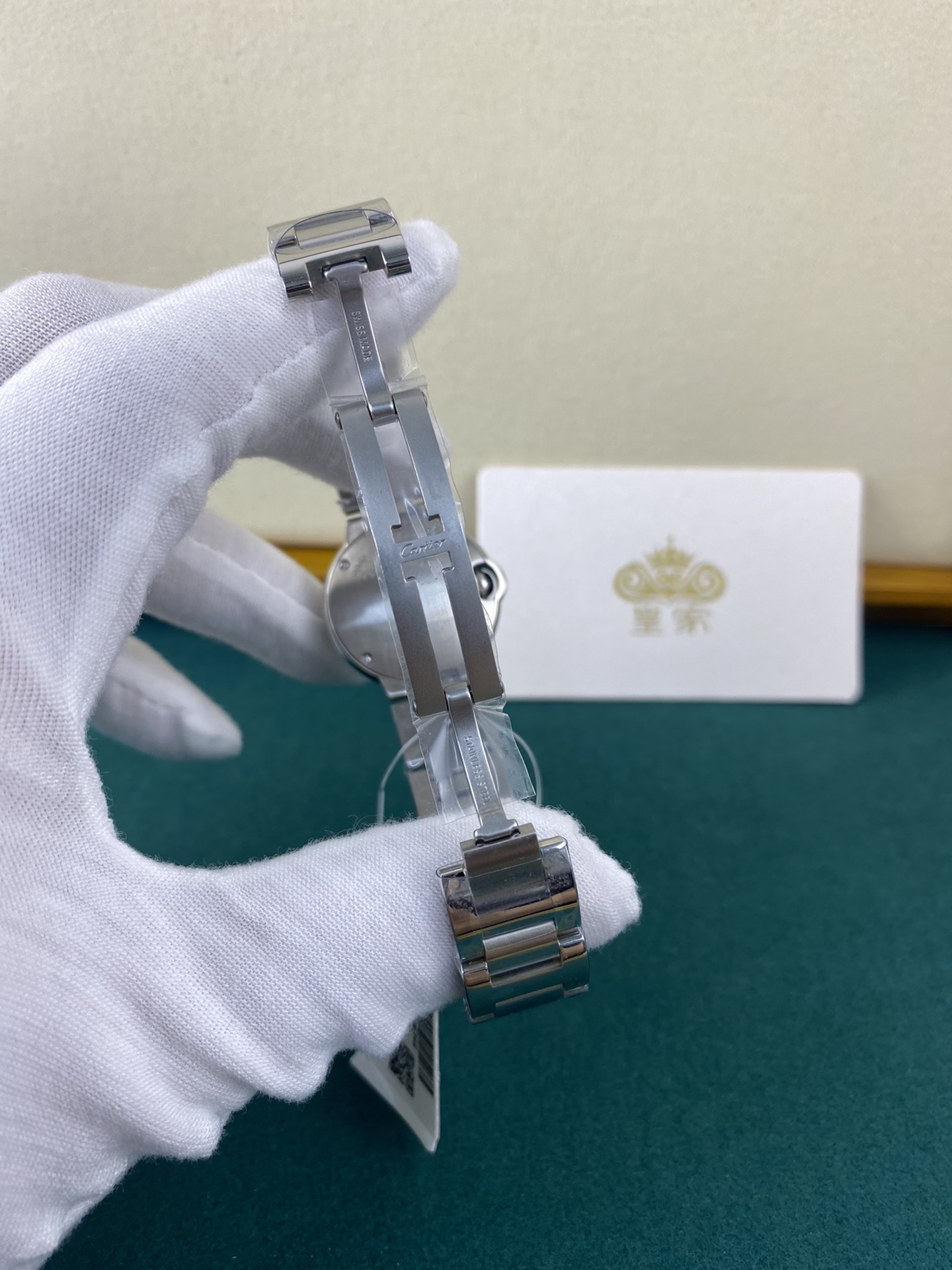 Cartier 皇家 卡地亚蓝气球28mm光面洁白，手细适合