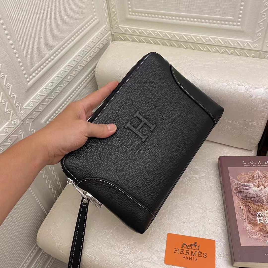 密码锁原单(型号:33111-1)👏经典新款上市👋👋头层进口皮制作,高档专用内里,2021欧美大师设计