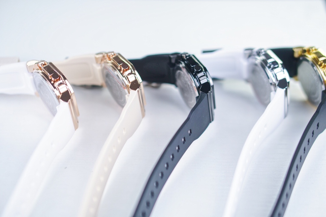 Casio GM-S5600 G-SHONK Series: Stylish Metal Watch with Exclusive Features - 图片 2