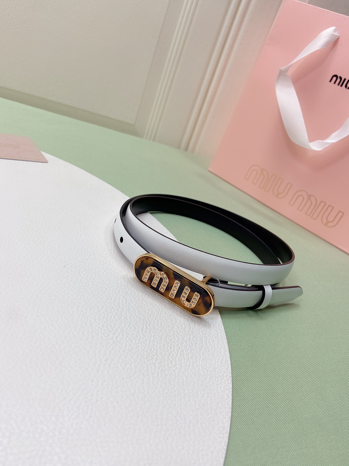 miumiu新款同步1.5cm宽度皮