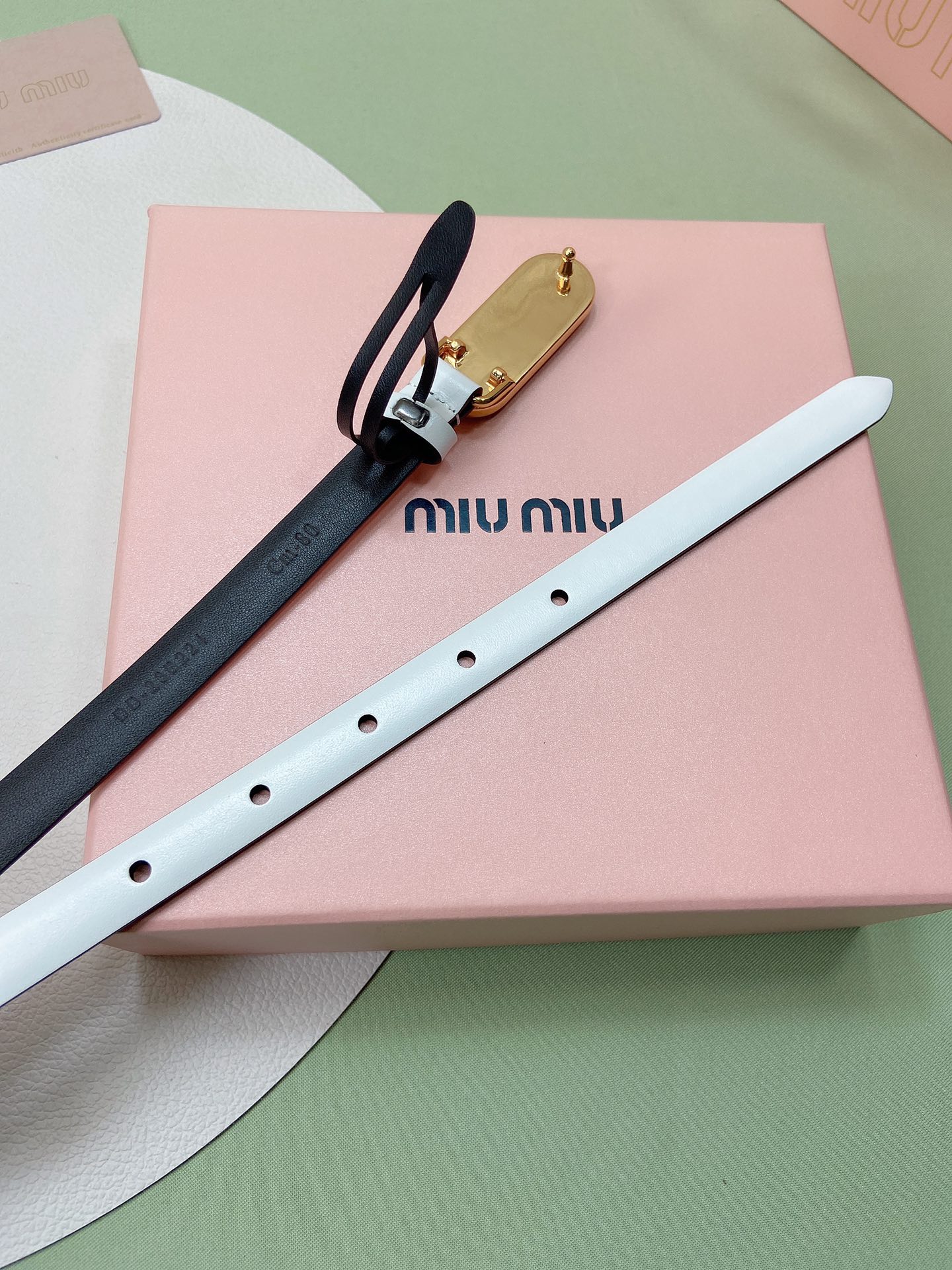 miumiu新款同步1.5cm宽度皮