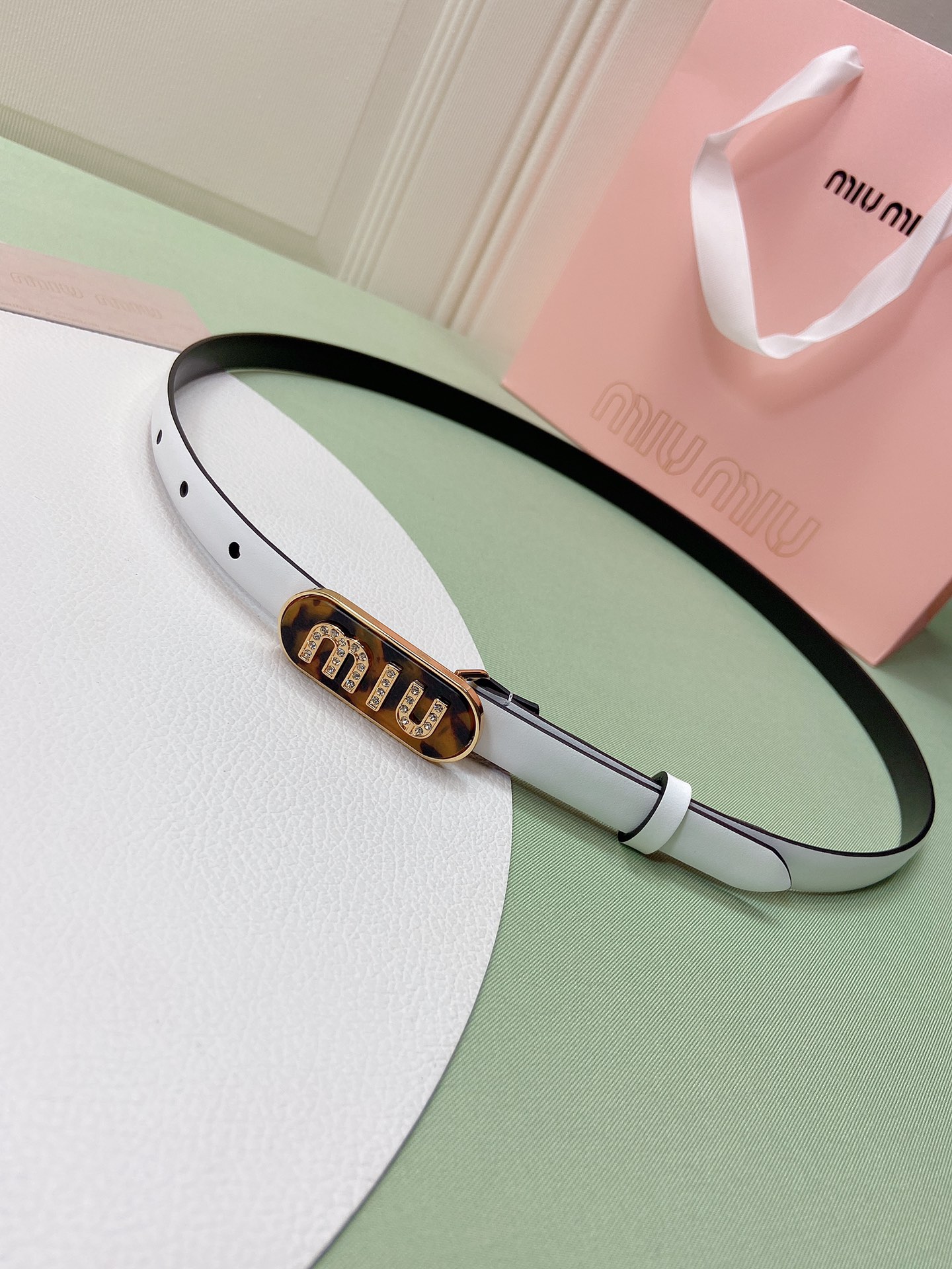 miumiu新款同步1.5cm宽度皮