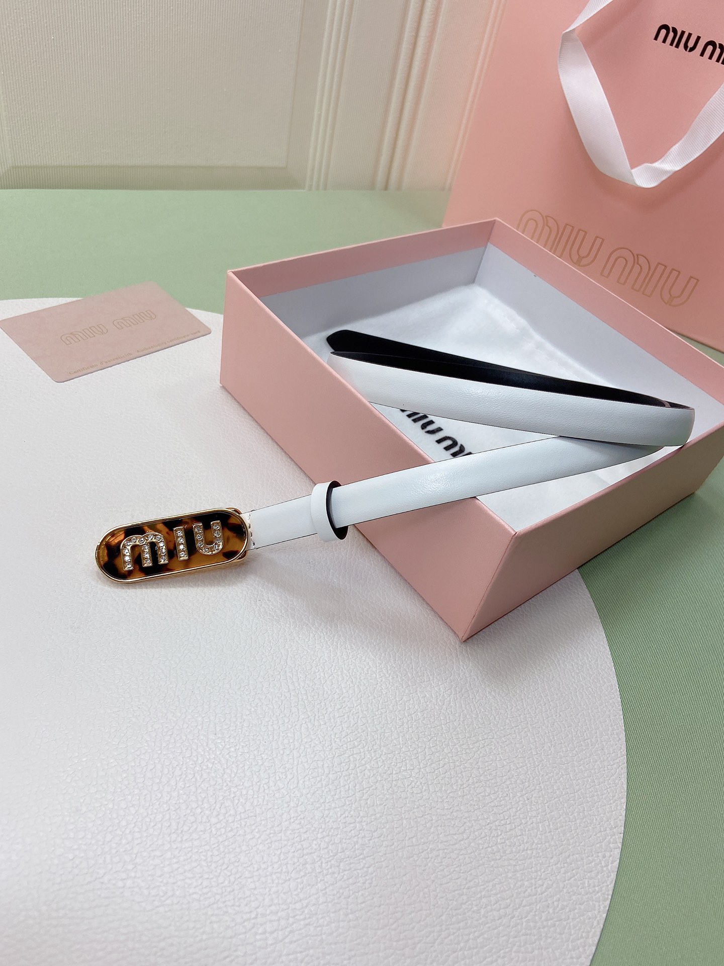 miumiu新款同步1.5cm宽度皮