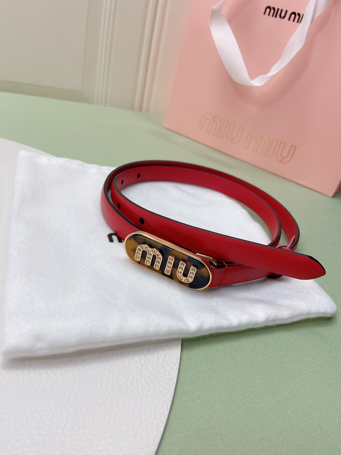 miumiu新款同步1.5cm宽度皮